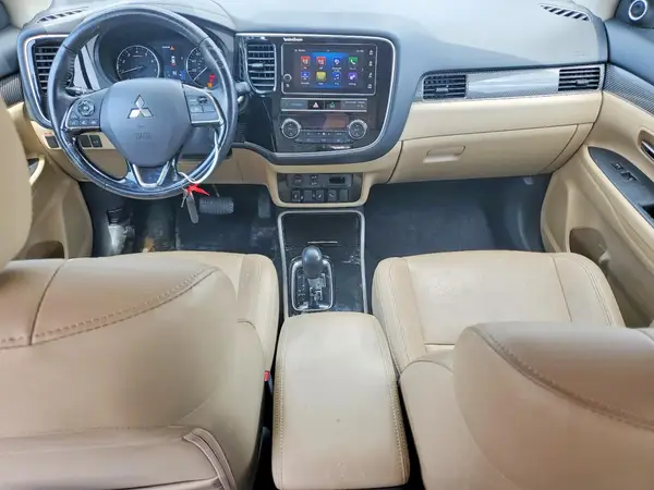 JA4AZ3A34KZ016523 2019 MITSUBISHI OUTLANDER - Image 8