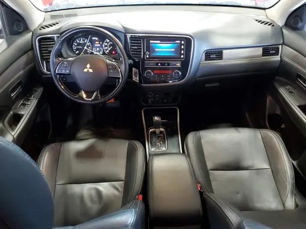 JA4AZ3A34KZ020958 2019 MITSUBISHI OUTLANDER - Image 8