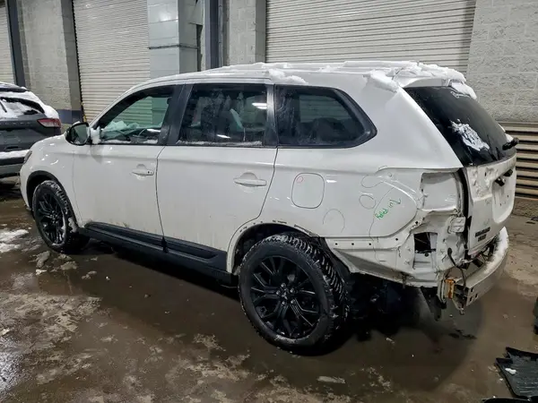 JA4AZ3A34KZ025836 2019 MITSUBISHI OUTLANDER - Image 2