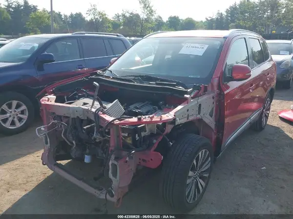JA4AZ3A34KZ028140 2019 MITSUBISHI OUTLANDER - Image 2