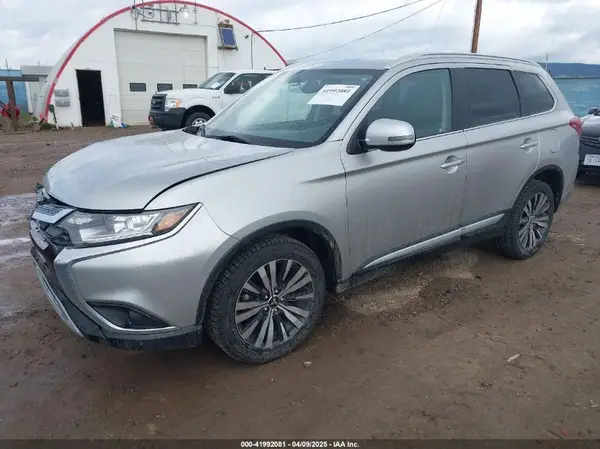 JA4AZ3A34KZ028607 2019 MITSUBISHI OUTLANDER - Image 2