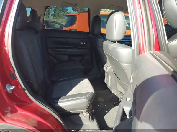 JA4AZ3A34KZ034424 2019 MITSUBISHI OUTLANDER - Image 8