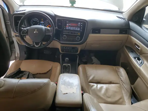 JA4AZ3A34KZ036822 2019 MITSUBISHI OUTLANDER - Image 8