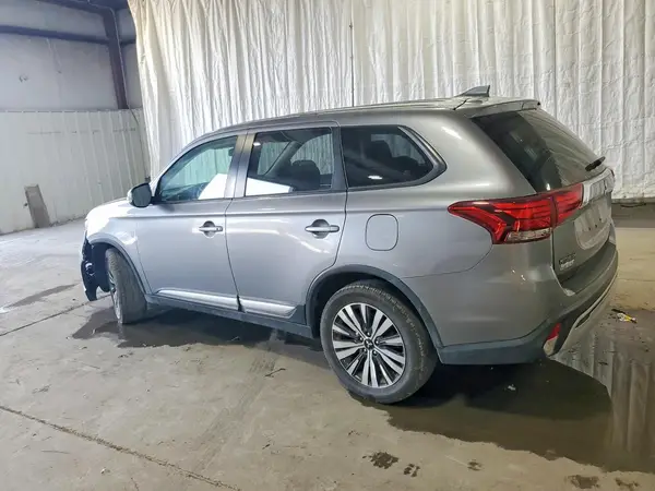 JA4AZ3A34KZ039008 2019 MITSUBISHI OUTLANDER - Image 2