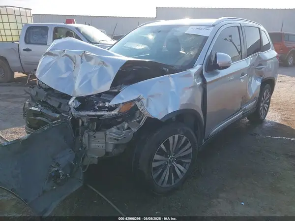 JA4AZ3A34KZ040465 2019 MITSUBISHI OUTLANDER - Image 2