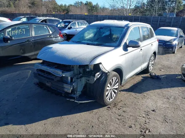 JA4AZ3A34KZ041518 2019 MITSUBISHI OUTLANDER - Image 2
