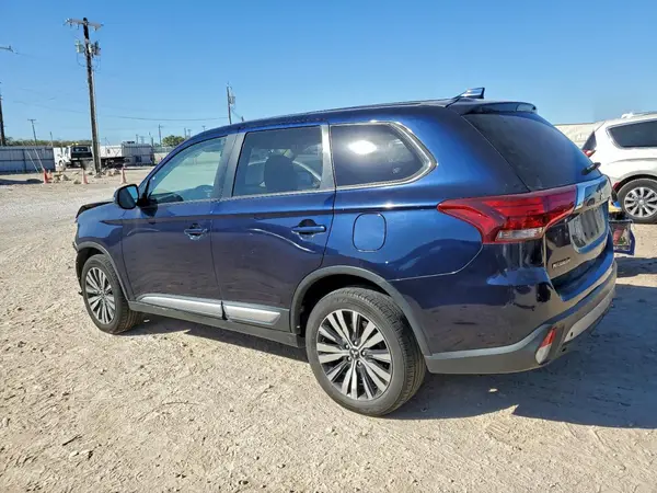 JA4AZ3A34KZ041714 2019 MITSUBISHI OUTLANDER - Image 2