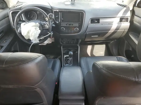 JA4AZ3A34KZ042166 2019 MITSUBISHI OUTLANDER - Image 8