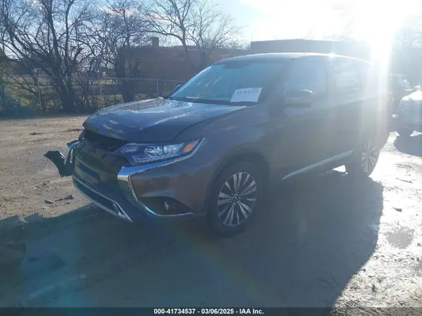 JA4AZ3A34KZ042636 2019 MITSUBISHI OUTLANDER - Image 2