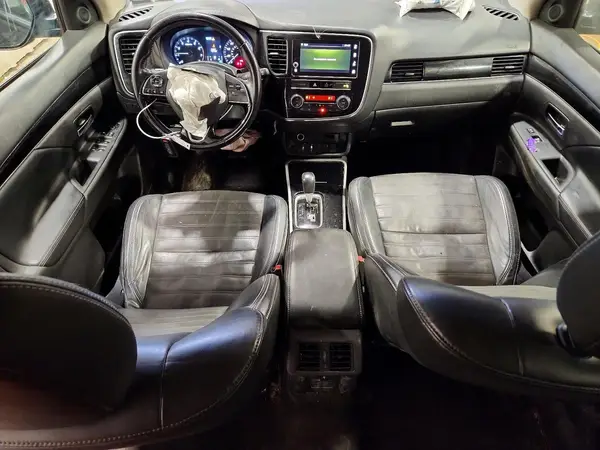 JA4AZ3A34KZ043625 2019 MITSUBISHI OUTLANDER - Image 8