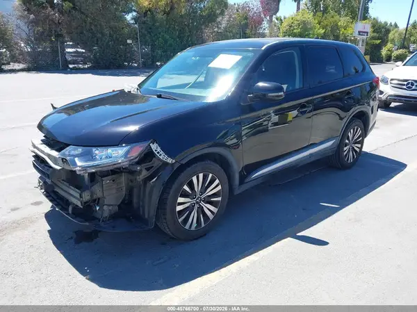 JA4AZ3A34KZ046525 2019 MITSUBISHI OUTLANDER - Image 2