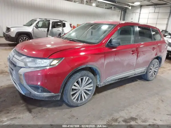 JA4AZ3A34LZ016796 2020 MITSUBISHI OUTLANDER - Image 2