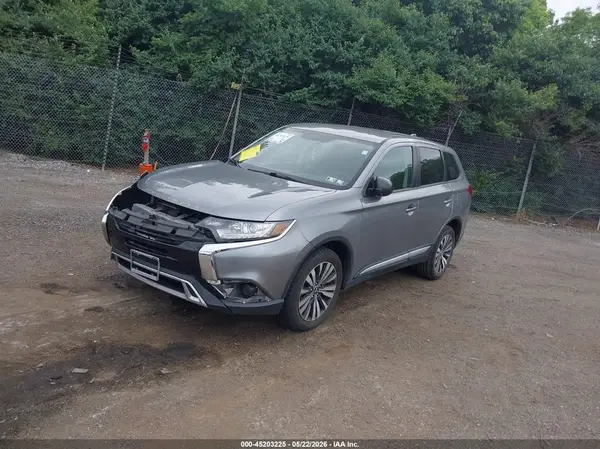 JA4AZ3A34LZ017222 2020 MITSUBISHI OUTLANDER - Image 2