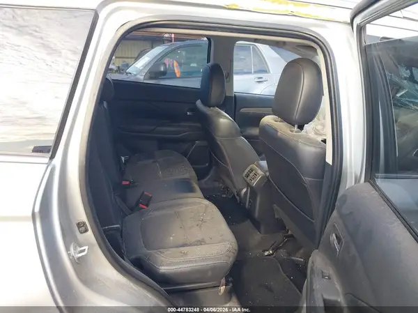 JA4AZ3A34LZ017947 2020 MITSUBISHI OUTLANDER - Image 8