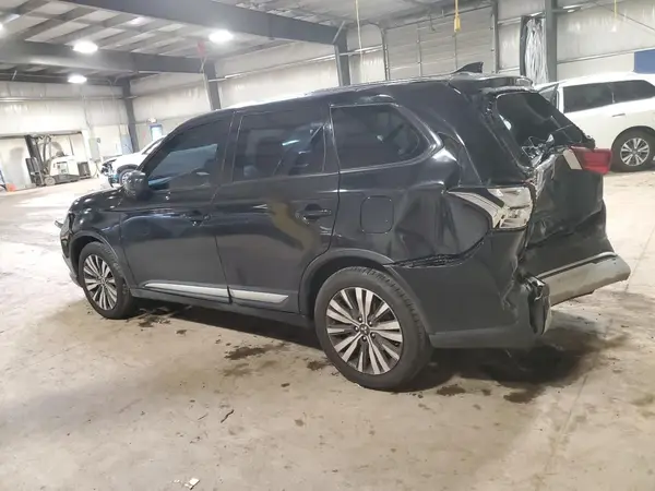JA4AZ3A34LZ019357 2020 MITSUBISHI OUTLANDER - Image 2