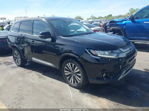JA4AZ3A34LZ019763 2020 MITSUBISHI OUTLANDER - Image 1