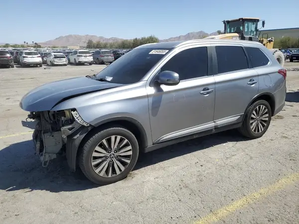 JA4AZ3A34LZ020315 2020 MITSUBISHI OUTLANDER - Image 1