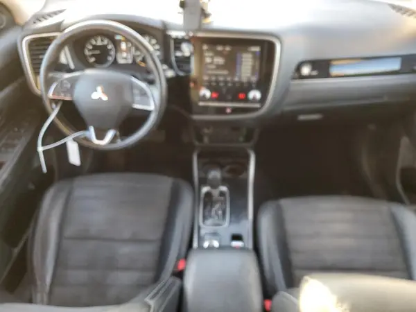 JA4AZ3A34LZ022534 2020 MITSUBISHI OUTLANDER - Image 8