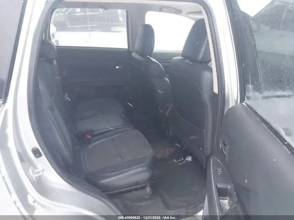 JA4AZ3A34LZ022825 2020 MITSUBISHI OUTLANDER - Image 8