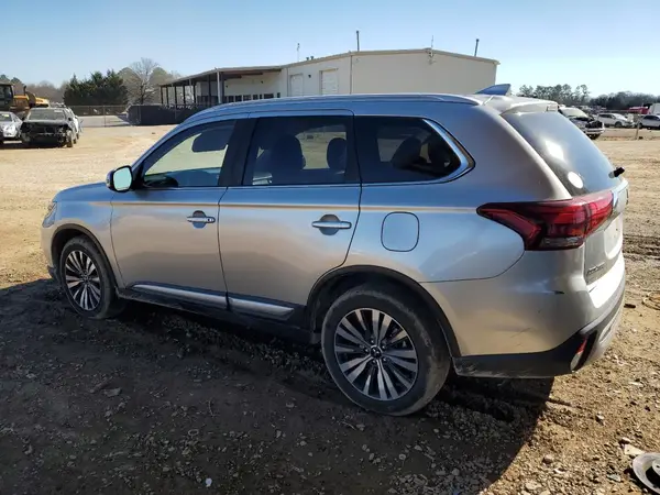 JA4AZ3A34LZ026969 2020 MITSUBISHI OUTLANDER - Image 2