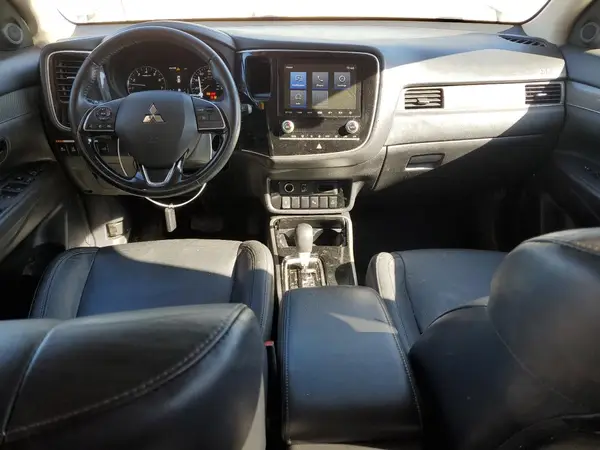 JA4AZ3A34LZ026969 2020 MITSUBISHI OUTLANDER - Image 8