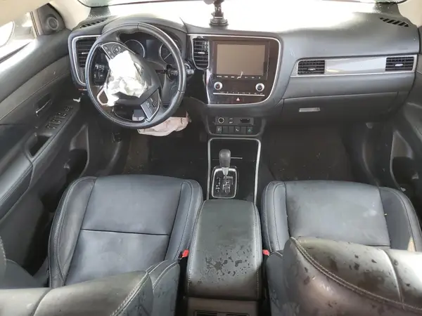 JA4AZ3A34LZ026972 2020 MITSUBISHI OUTLANDER - Image 8