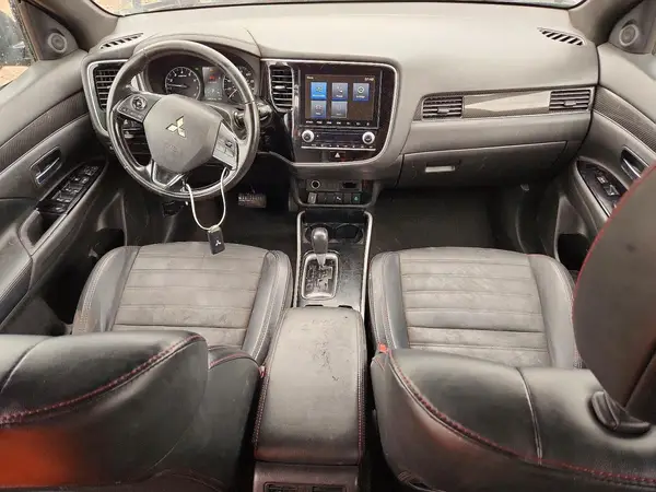 JA4AZ3A34LZ029077 2020 MITSUBISHI OUTLANDER - Image 8