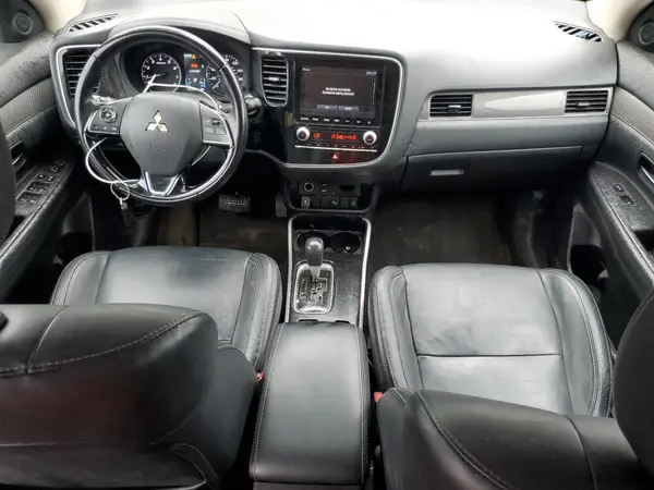 JA4AZ3A34LZ038104 2020 MITSUBISHI OUTLANDER - Image 8