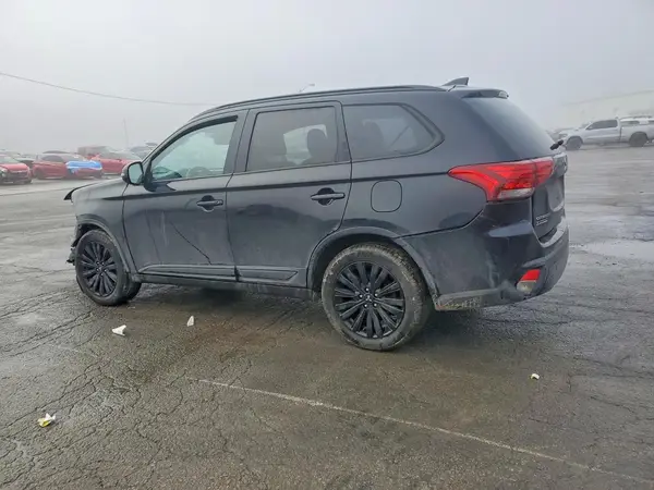 JA4AZ3A34LZ042914 2020 MITSUBISHI OUTLANDER - Image 2