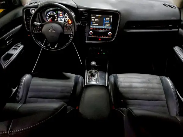 JA4AZ3A34LZ044680 2020 MITSUBISHI OUTLANDER - Image 8