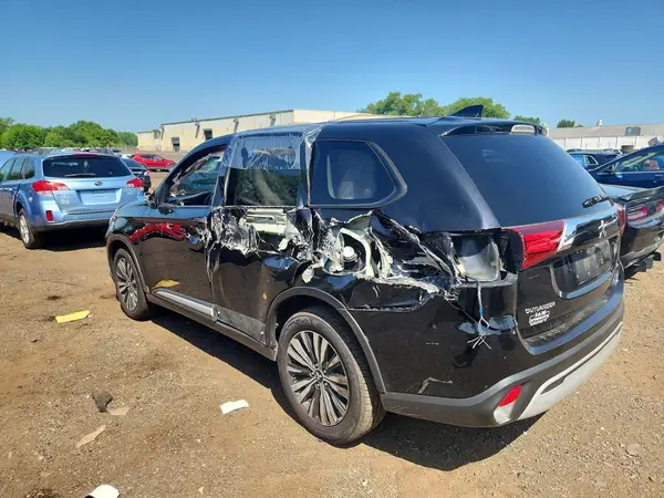 JA4AZ3A34LZ044792 2020 MITSUBISHI OUTLANDER - Image 2
