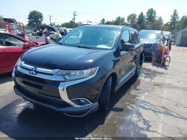 JA4AZ3A35GZ003027 2016 MITSUBISHI OUTLANDER - Image 2