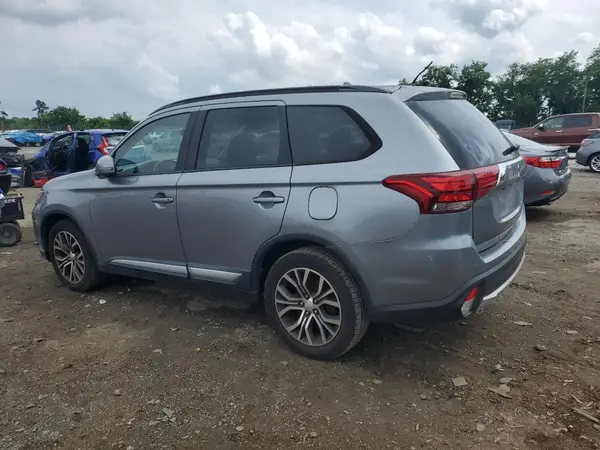 JA4AZ3A35GZ005120 2016 MITSUBISHI OUTLANDER - Image 2