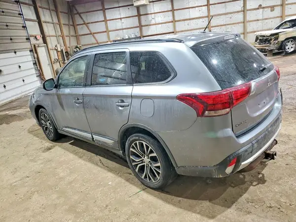 JA4AZ3A35GZ015145 2016 MITSUBISHI OUTLANDER - Image 2