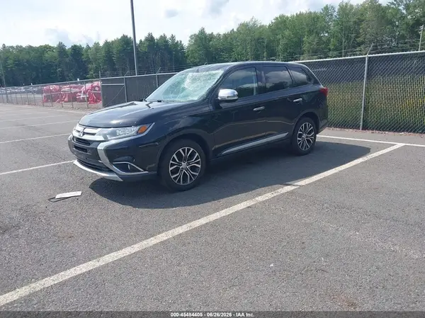 JA4AZ3A35GZ015291 2016 MITSUBISHI OUTLANDER - Image 2