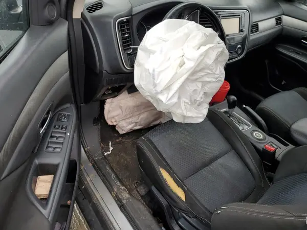 JA4AZ3A35GZ020152 2016 MITSUBISHI OUTLANDER - Image 8