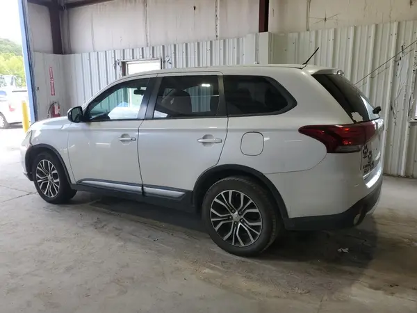 JA4AZ3A35GZ021138 2016 MITSUBISHI OUTLANDER - Image 2