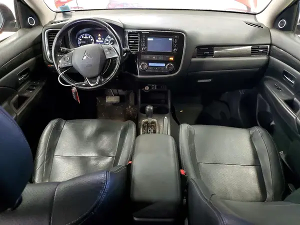 JA4AZ3A35GZ024427 2016 MITSUBISHI OUTLANDER - Image 8