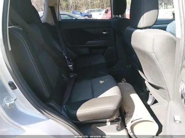 JA4AZ3A35GZ026324 2016 MITSUBISHI OUTLANDER - Image 8