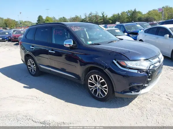 JA4AZ3A35GZ036707 2016 MITSUBISHI OUTLANDER