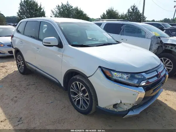 JA4AZ3A35GZ063910 2016 MITSUBISHI OUTLANDER - Image 1