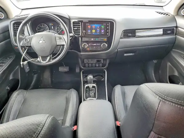 JA4AZ3A35HZ037647 2017 MITSUBISHI OUTLANDER - Image 8