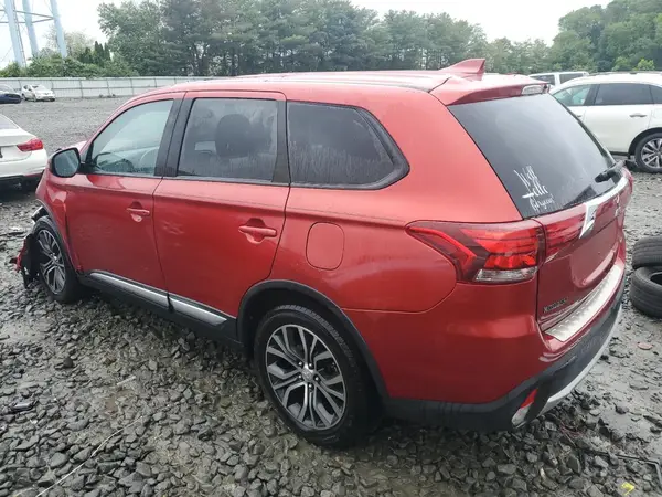 JA4AZ3A35HZ056733 2017 MITSUBISHI OUTLANDER - Image 2