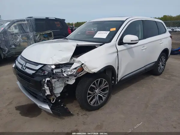 JA4AZ3A35HZ058126 2017 MITSUBISHI OUTLANDER - Image 2