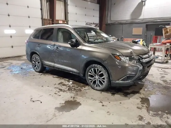 JA4AZ3A35HZ069126 2017 MITSUBISHI OUTLANDER - Image 1