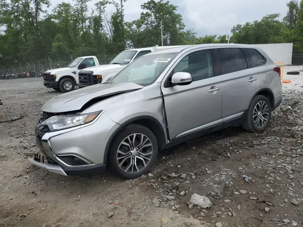 JA4AZ3A35JJ003423 2018 MITSUBISHI OUTLANDER - Image 1