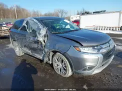 JA4AZ3A35JJ003454 2018 MITSUBISHI OUTLANDER