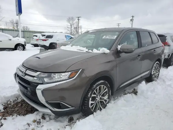 JA4AZ3A35JZ002659 2018 MITSUBISHI OUTLANDER - Image 1