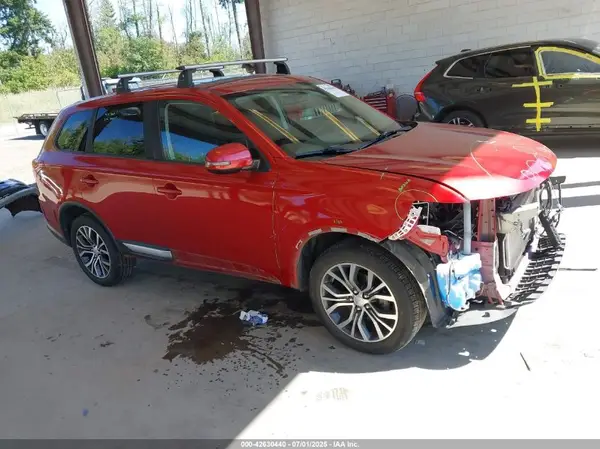 JA4AZ3A35JZ006050 2018 MITSUBISHI OUTLANDER - Image 1