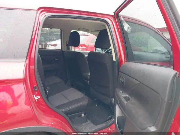 JA4AZ3A35JZ019378 2018 MITSUBISHI OUTLANDER - Image 8